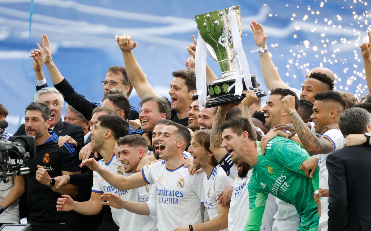 Barcelona felicita al Real Madrid por su título en La Liga española (Reuters)