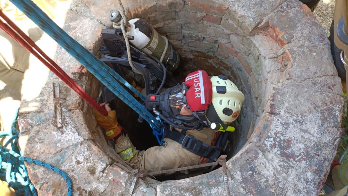 Elementos de protección civil rescataron a dos hombres en pozo de Zapopan (Especial)