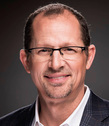 Jeff Maggioncalda, director de ejecutivo de Coursera, el CEO Nómada