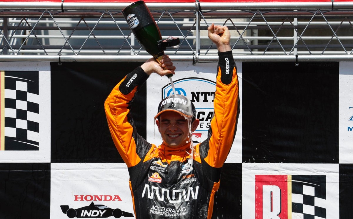 Triunfo de Patricio O’Ward le permite meterse en la pelea por el campeonato (Twitter @ArrowMcLarenSP)