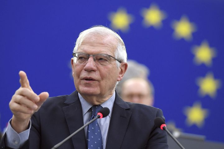 Borrel considera que la UE terminará lazos con Rusia por petróleo