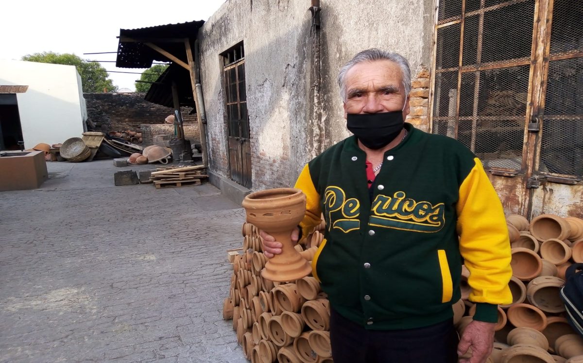 Jorge López, alfarero poblano | Angélica Tenahua
