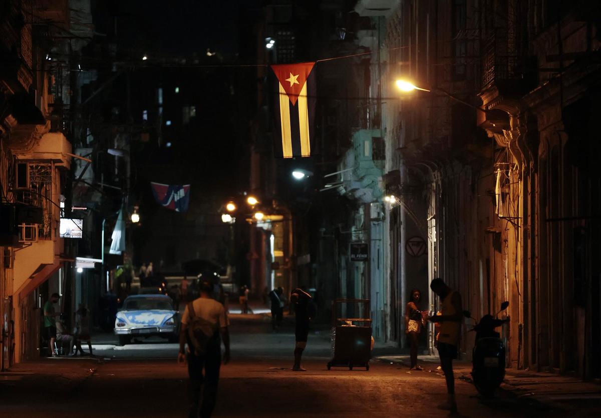 Cuba enfrenta una crisis eléctrica, que puede derivar en un nuevo estallido de las protestas en la isla. (EFE)