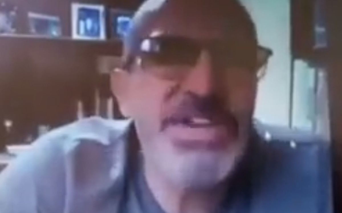 El docente fue señalado en redes. (Captura)
