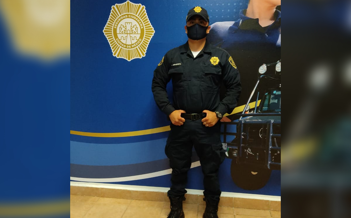 En menos de 15 segundos, el policía detuvo al sospechoso. | Especial