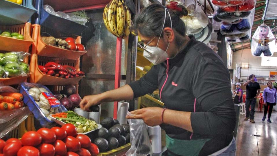 Inflación llegará al 6 por ciento a finales del 2022: Medina Mora