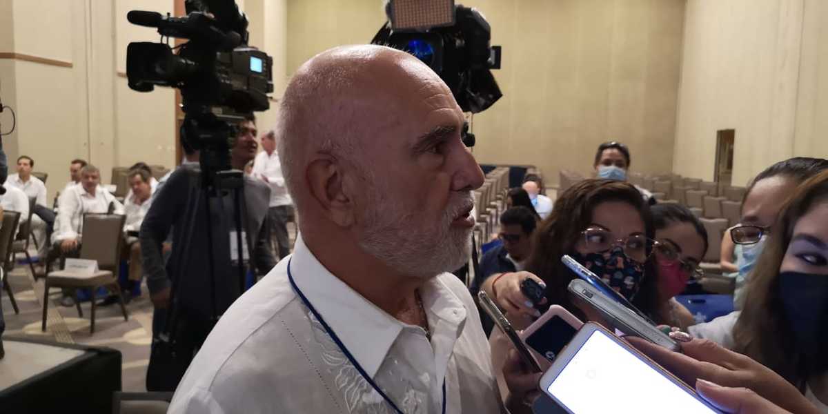José Manuel Medrano, presidente de la Cámara Nacional del Autotransporte de Carga.