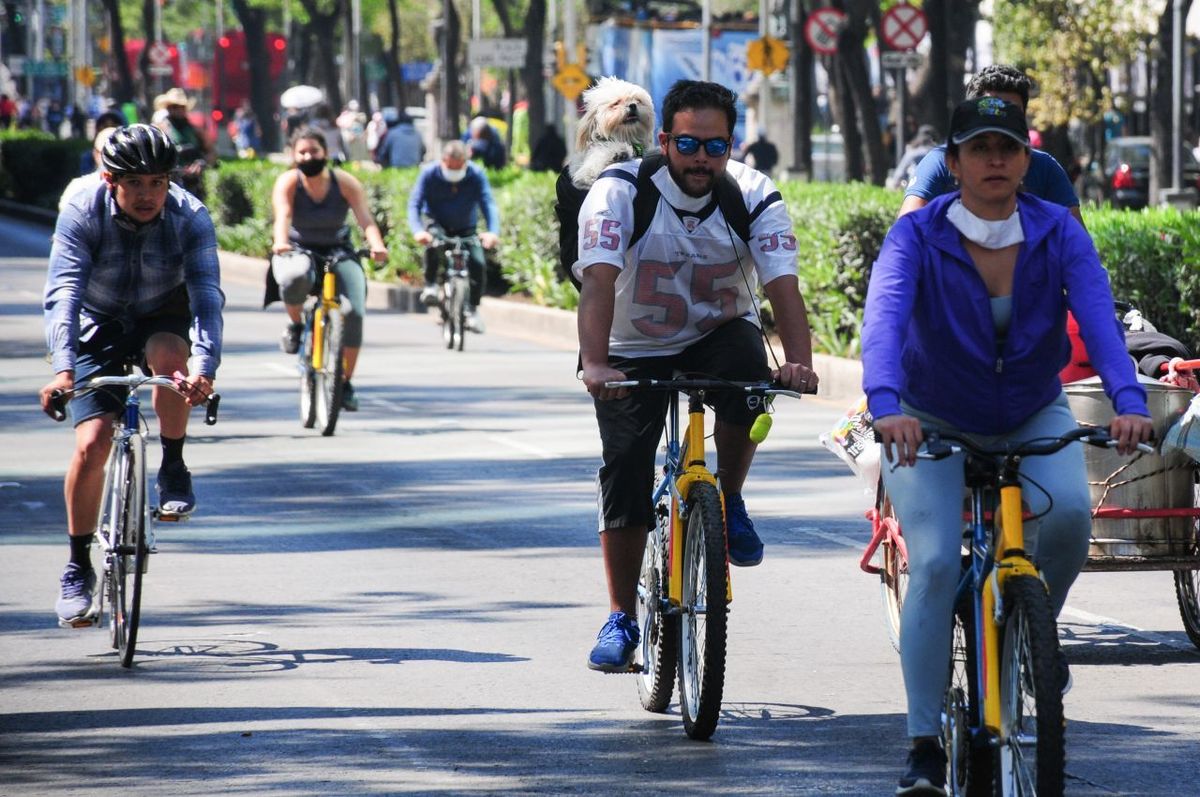 La Sedema recomendó utilizar transporte público o bicicleta para trasladarse. (Cuartoscuro)