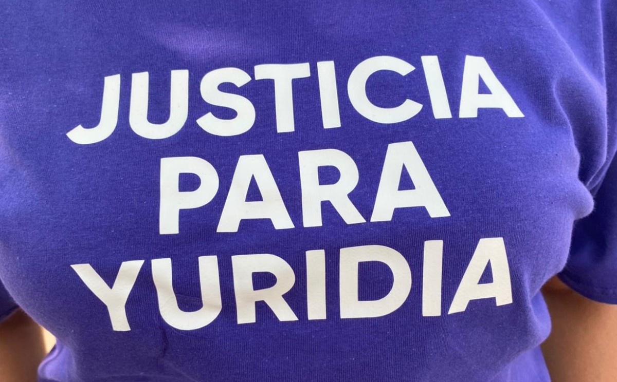 Yuridia es madre de un menor de 14 años y un joven de 30.