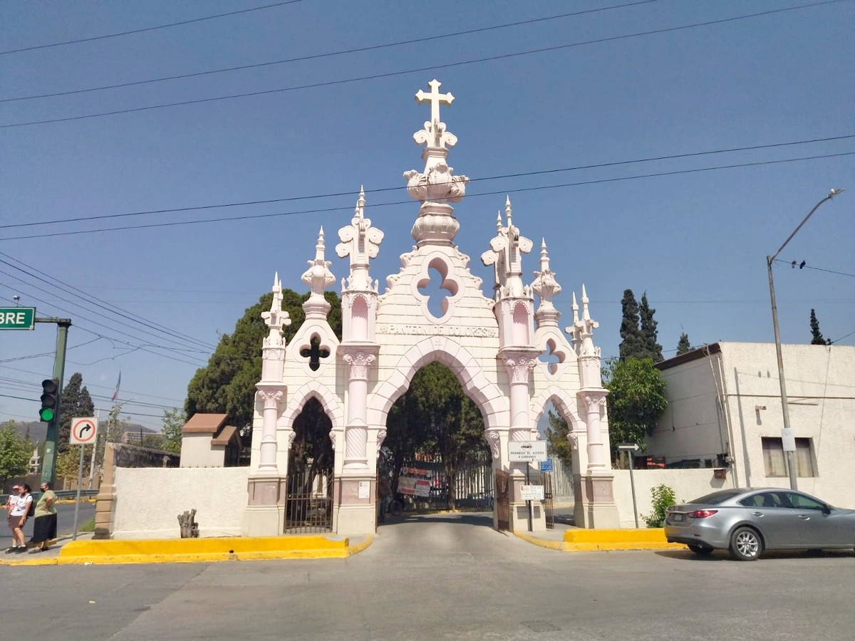 Panteones de Monterrey esperan mucha gente este Día de las Madres 2022. Foto: César Cubero.