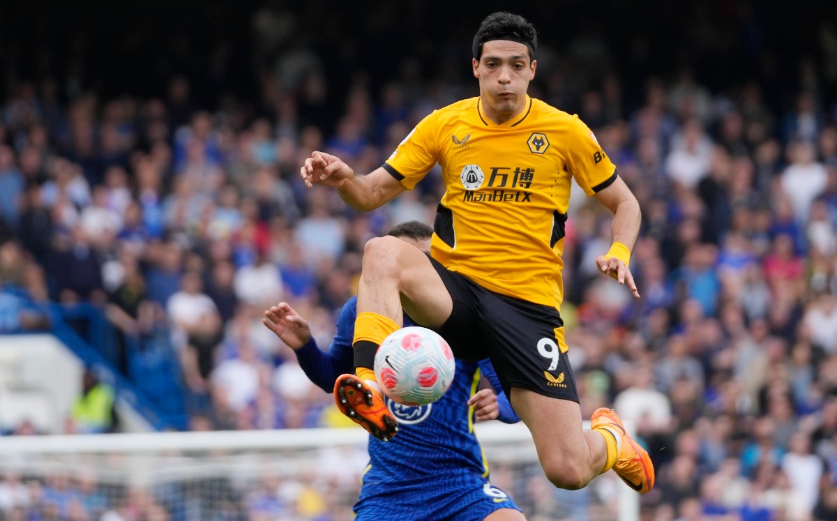 Con Raúl Jiménez como titular, Wolves rescata el empate ante el Chelsea (AP)