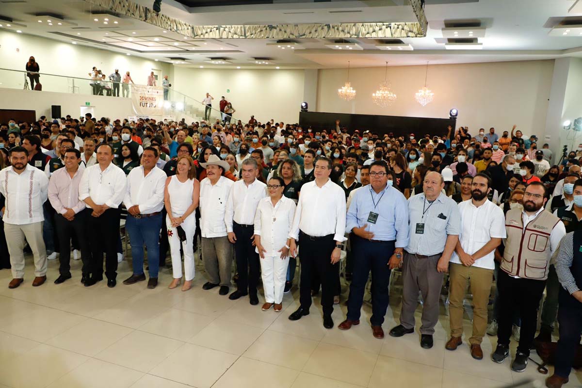 También se dio inicio al programa 'Estrategia de Constructores de Paz'. (Estados)