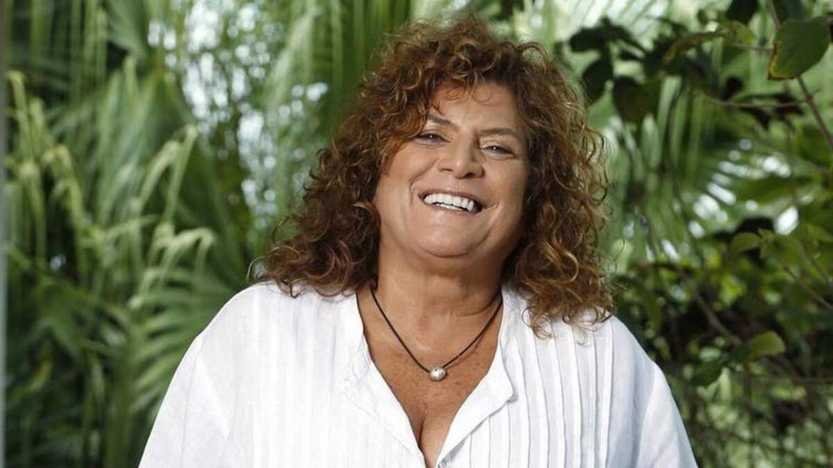 Denisse Kalafe, compositora de la canción “Señora, Señora”, la cual dedicó a su madre. / Especial.