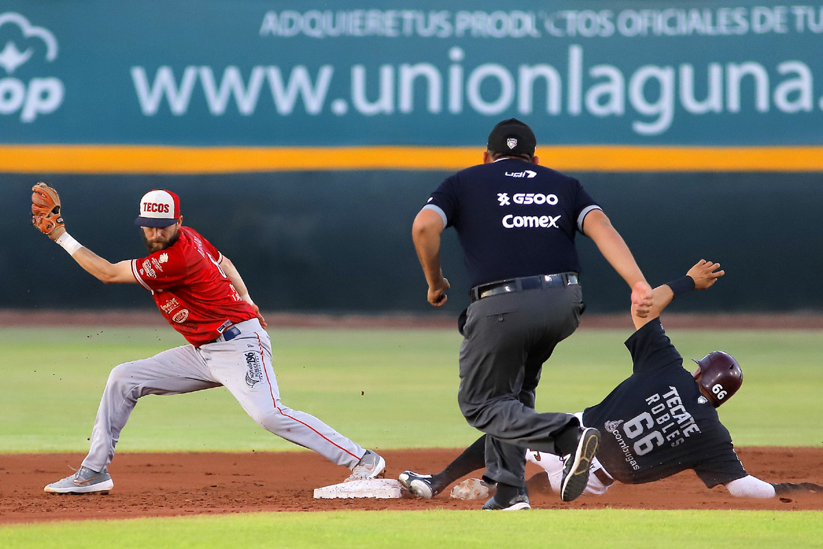 Tecolotes vs Algodoneros Unión Laguna. (Manuel Guadarrama)