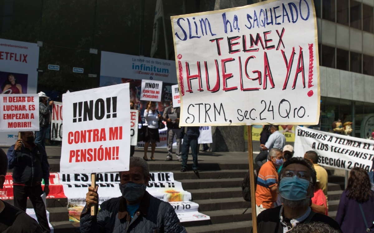 los trabajadores advirtieron que si no se cumplen sus demandas entraran en huelga. | Cuartoscuro