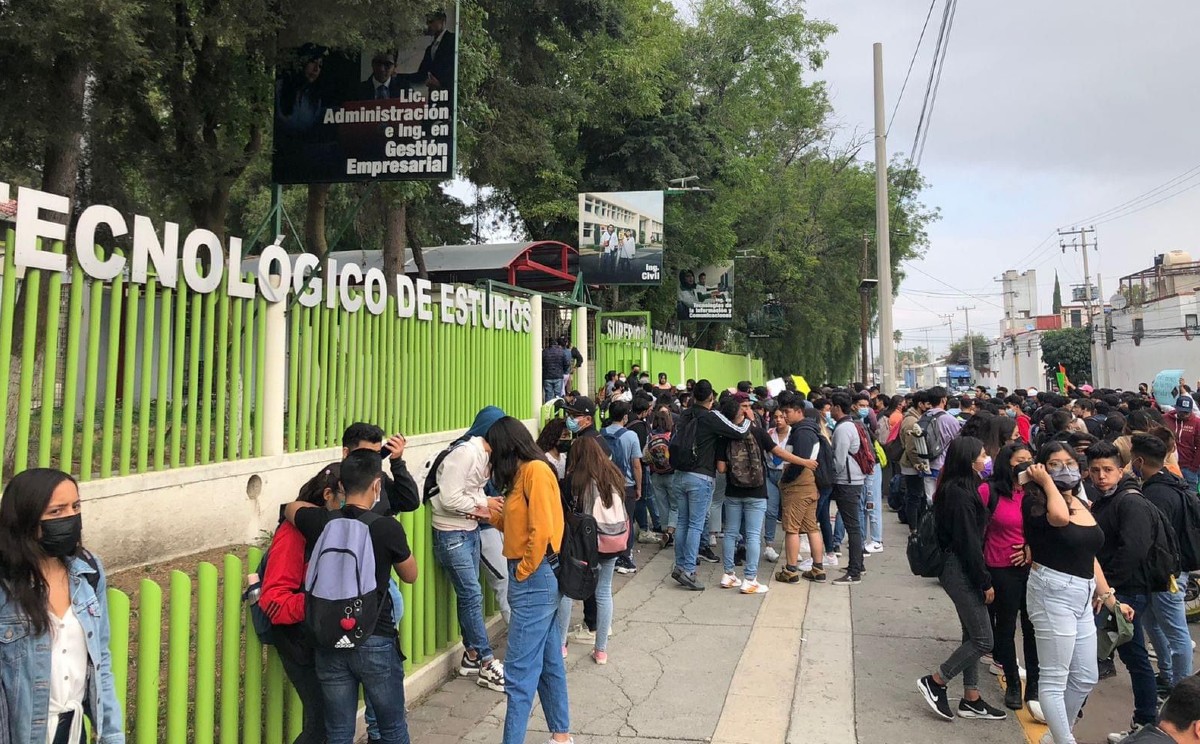 Bloquearon la avenida 16 de septiembre por aproximadamente dos horas. (Especial)