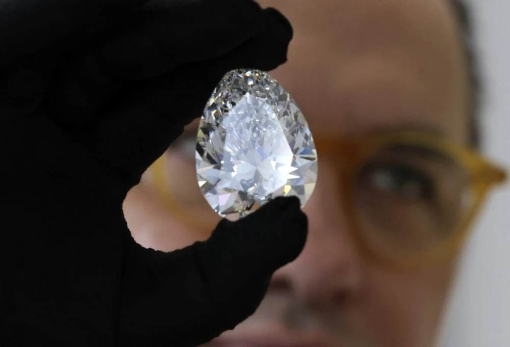 Parte del dinero de la venta será destinado al Comité Internacional de la Cruz Roja. (Foto: AFP)