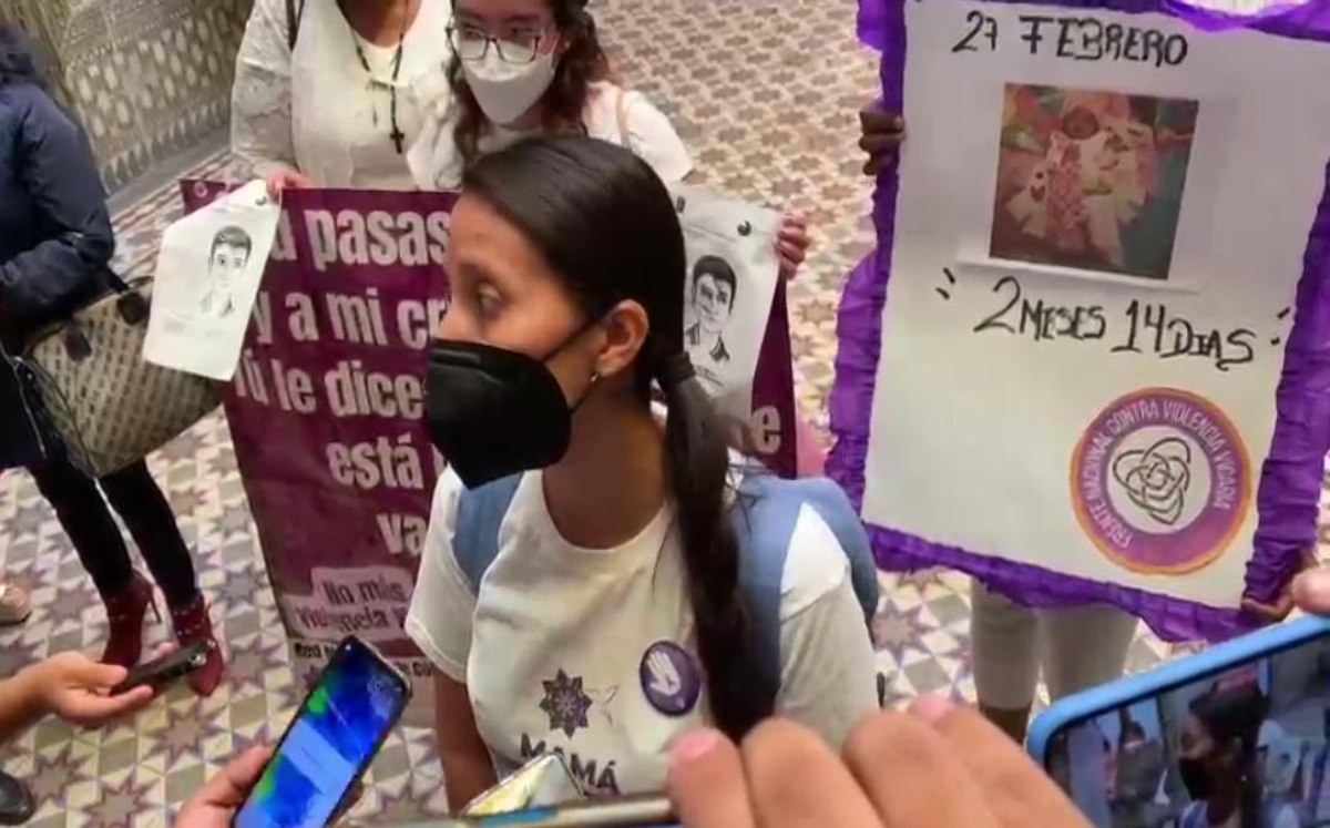 Manifestación de mujeres víctimas de violencia vicaria en Puebla | Especial