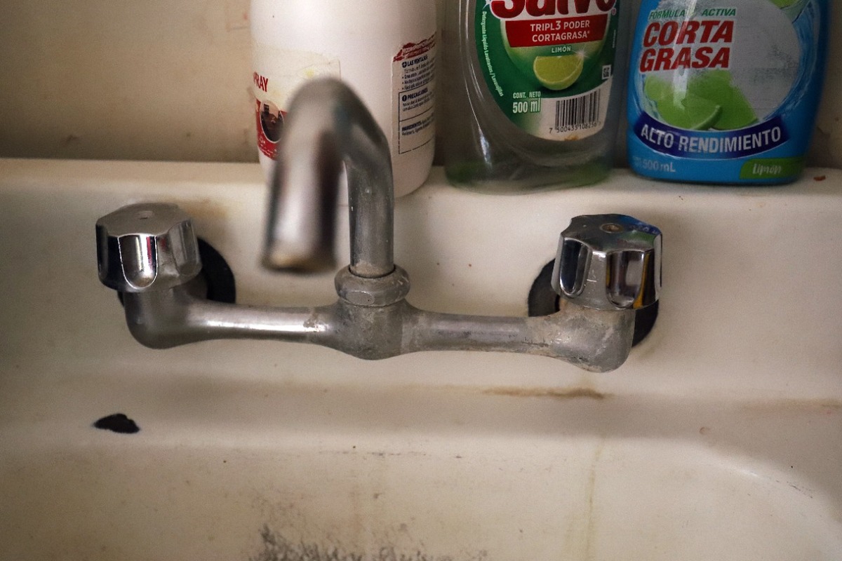 Más de 42 mil usuarios se quedaron esta mañana sin una gota de agua. (Rolando Riestra)
