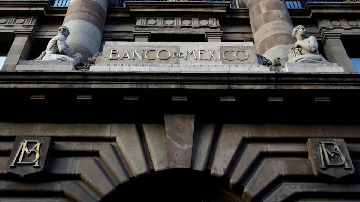 Banxico eleva su tasa de interés de referencia a 7%