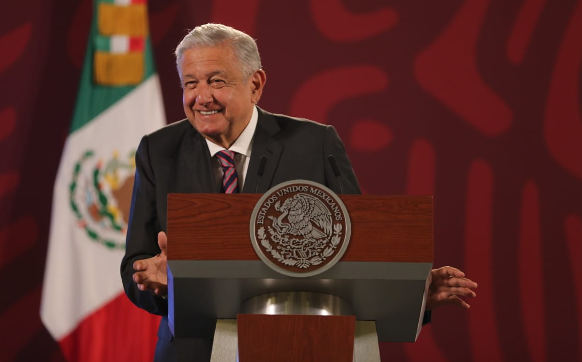 El Presidente dio a concoer más detalles sobre su reunión con el empresario. | Javier Ríos