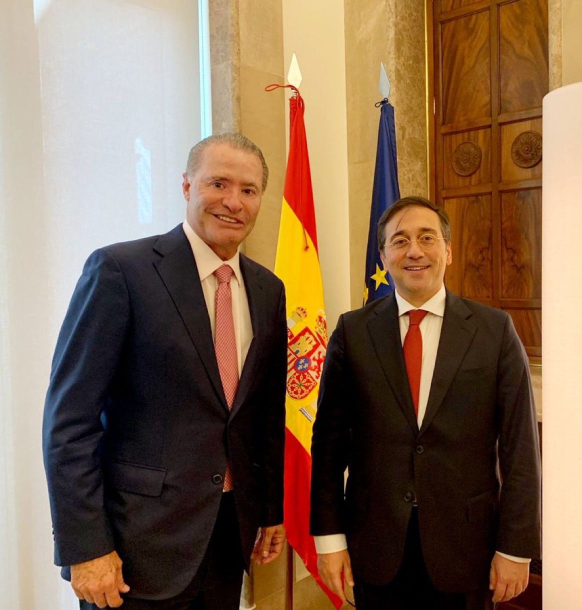 Quirino y el ministro español de Exteriores