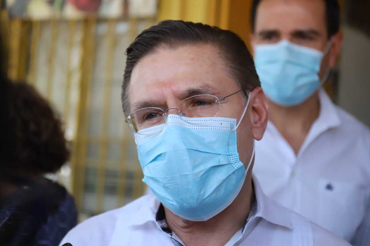 José Rosas Aispuro Torres se reunió con Zoé Robledo, director general del IMSS. | Rolando Riestra