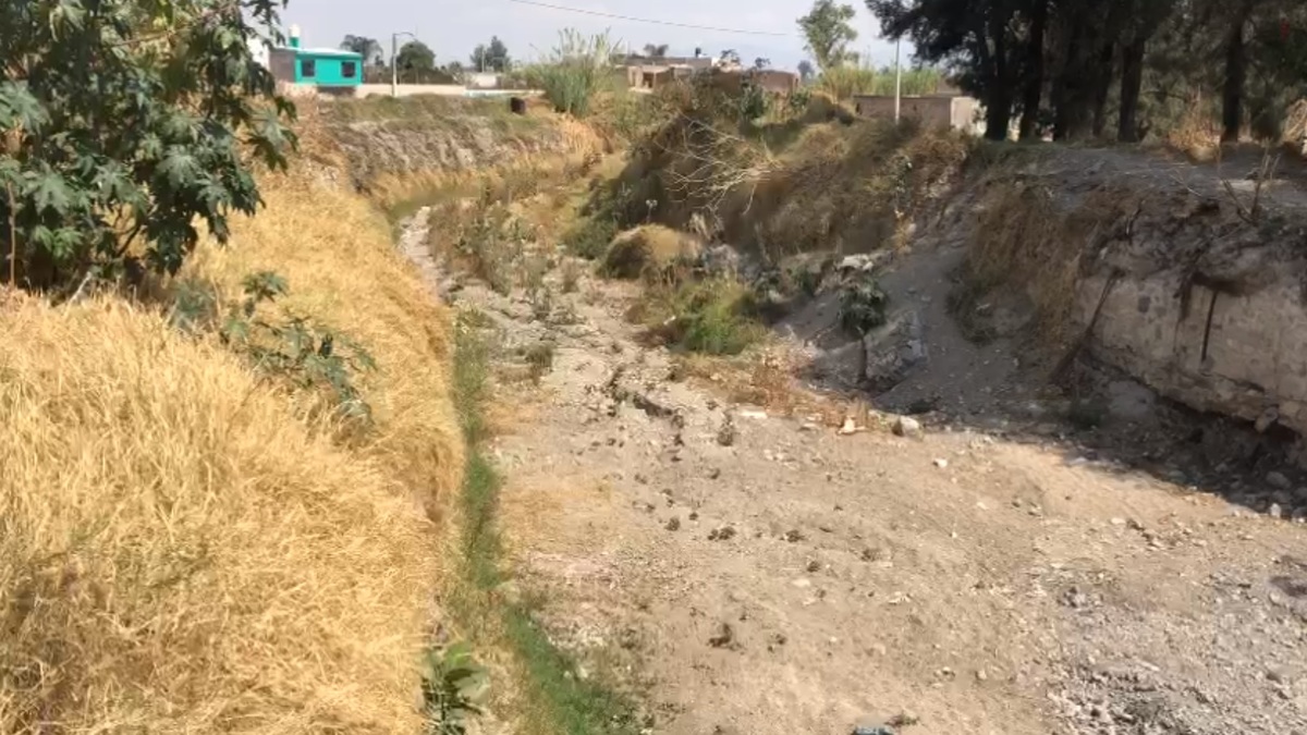 Canal donde hallaron a una persona muerta en Las Pintas de Arriba (Josefina Ruiz)