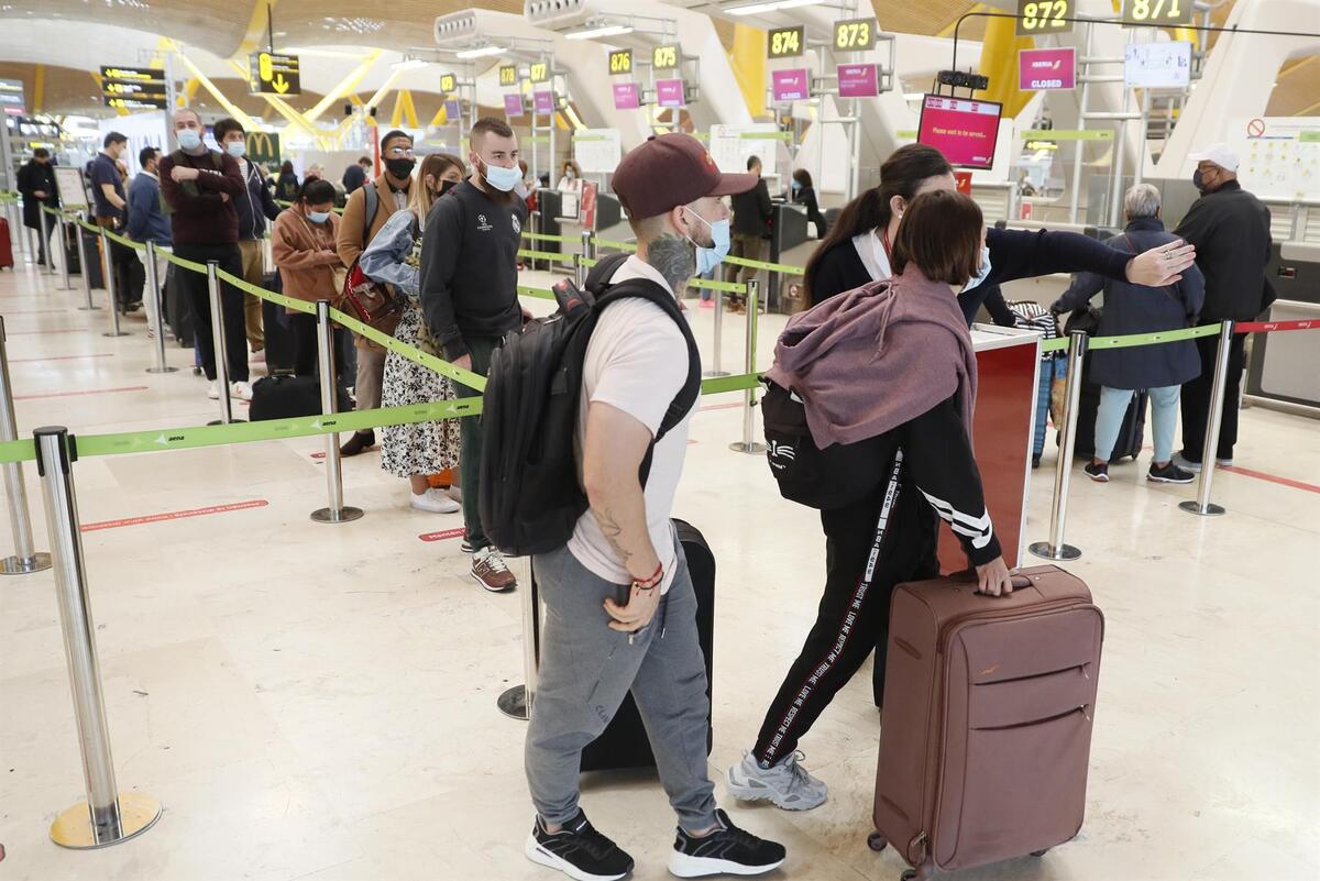 Se calcula que en febrero la cifra de pasajeros internacionales superó el millón de usuarios (EFE)