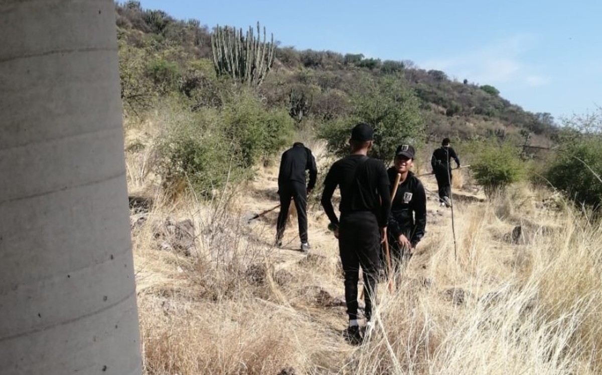 Restauran parque ecológico Cañada Arroyo Hondo en León