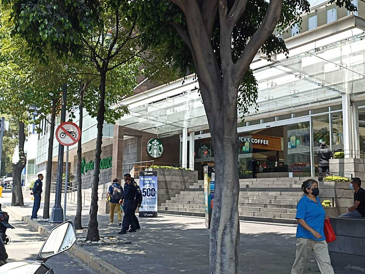 Policías iniciaron la búsqueda de los delincuentes. | Enrique Luna