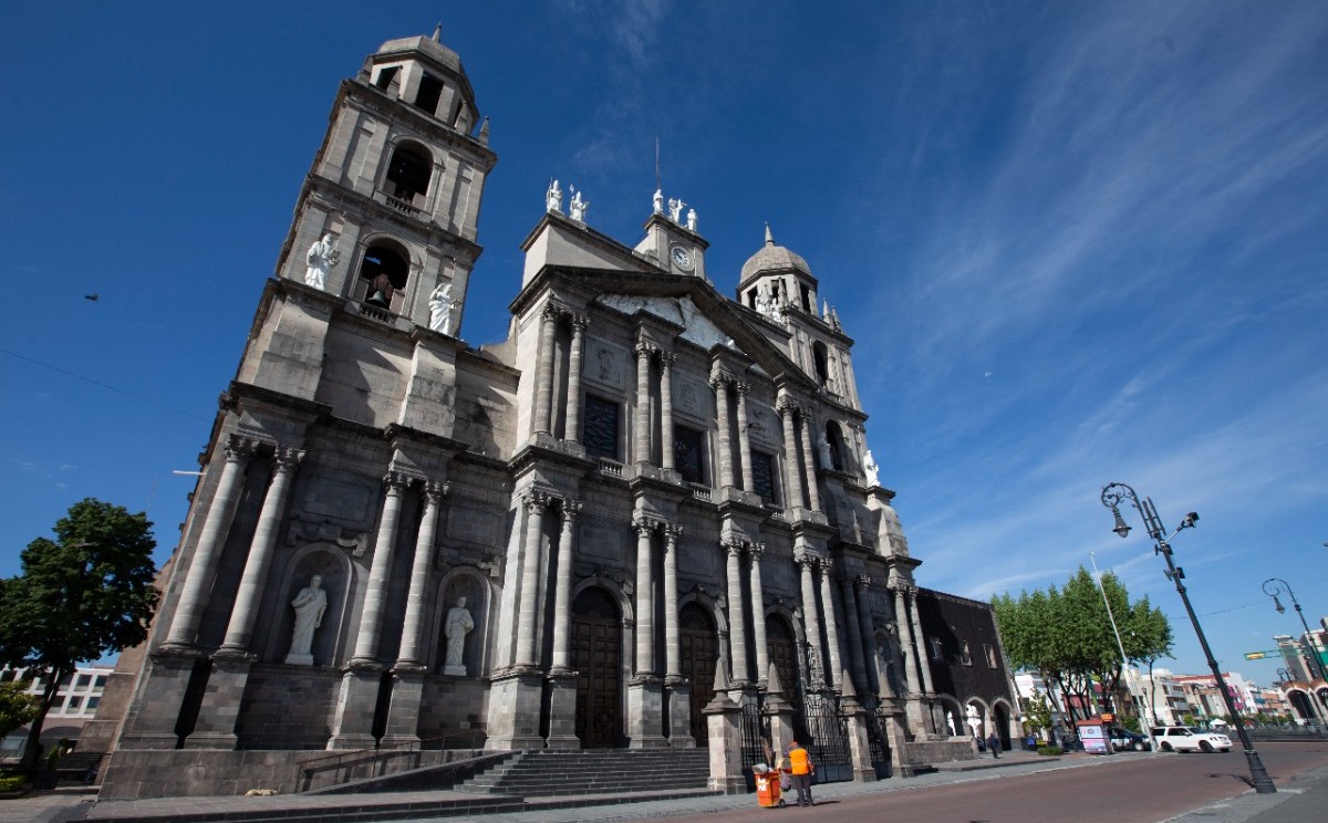 Se prevén al menos dos ceremonias religiosas.