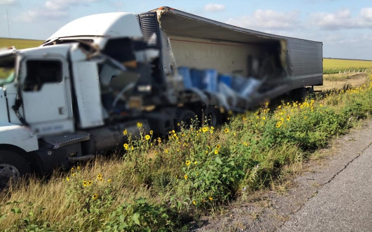 Accidente en la carretera Victoria-Matamoros. (@GN_Carreteras)