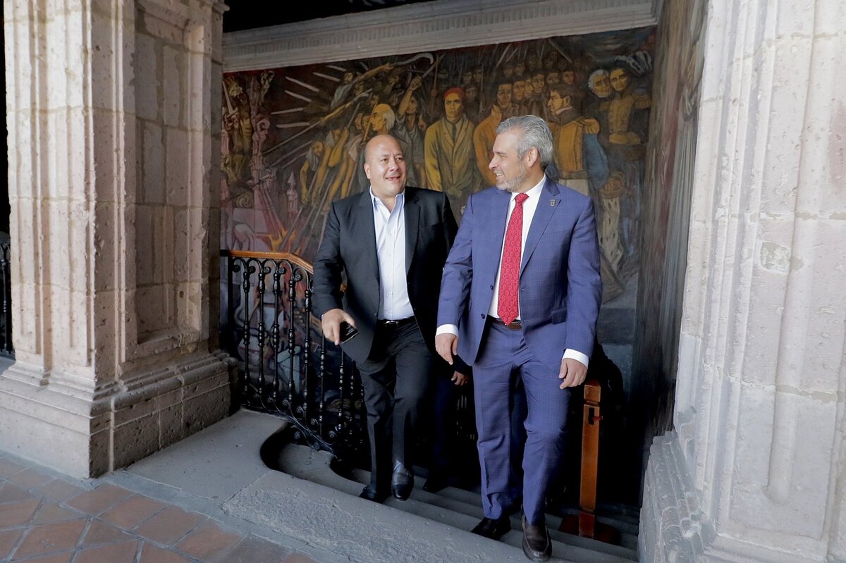 Enrique Alfaro y Alfredo Ramírez se reunieron esta mañana en Morelia (Twitter @ARBedolla)