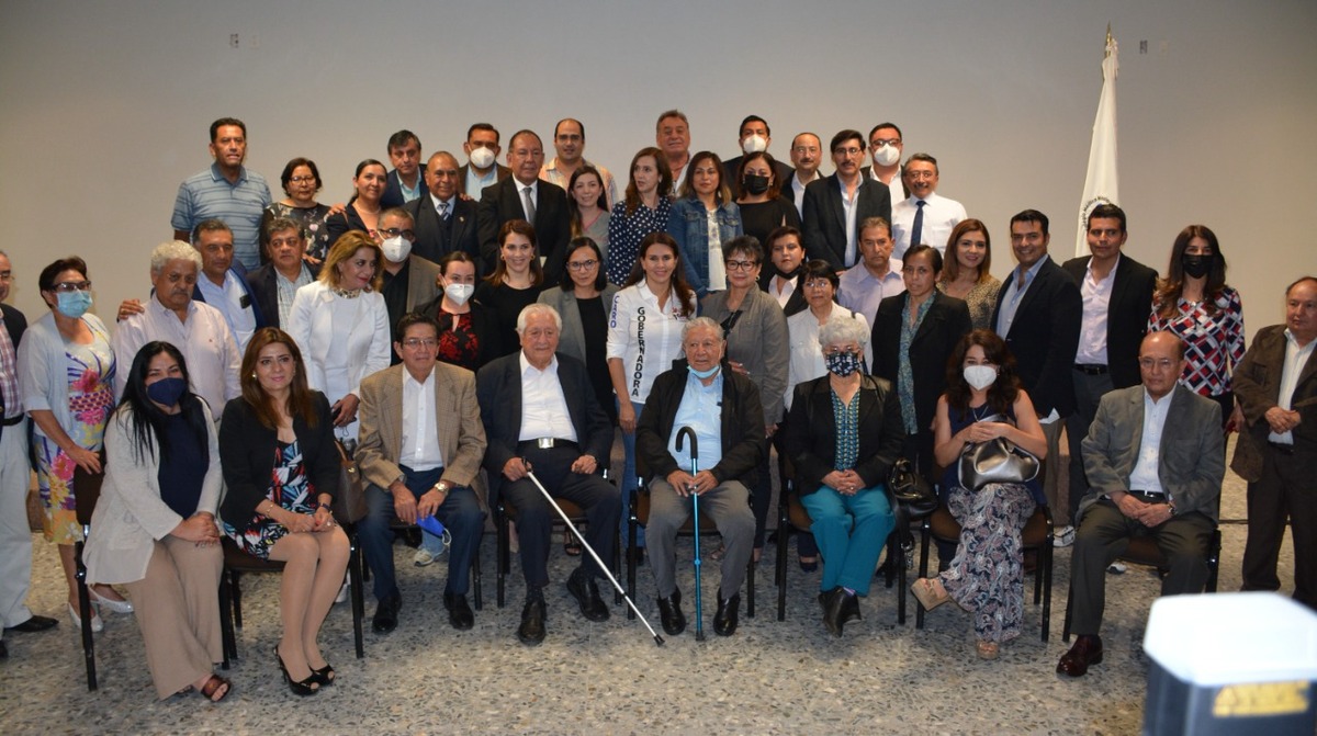 En la reunión, los médicos externaron algunas situaciones que aquejan al sector