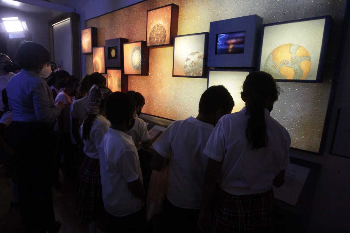 La exhibición muestra el mundo de los metales. (Manuel Guadarrama)