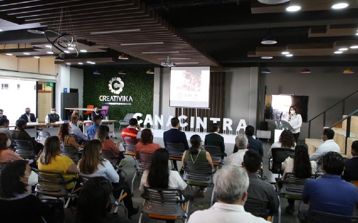 IMSS va por mejorar el entorno laboral en empresas de León / Cortesía
