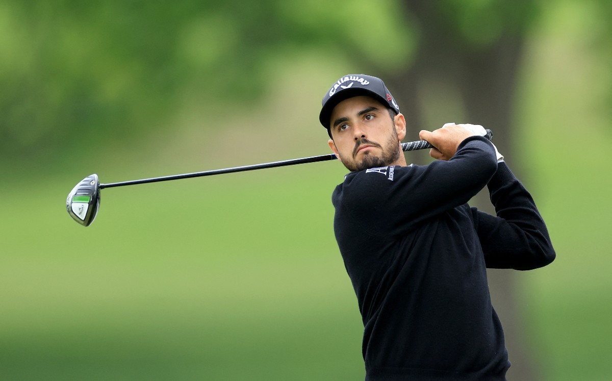 Abraham Ancer e mantiene en el top 5 del PGA Championship (AFP)