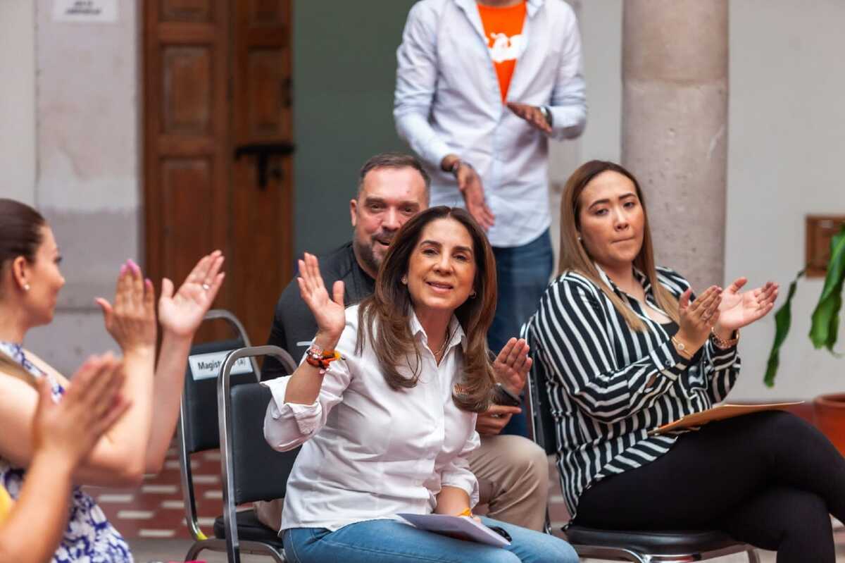 Paty Flores promete políticas públicas a favor de las mujeres de Durango. (Especial)