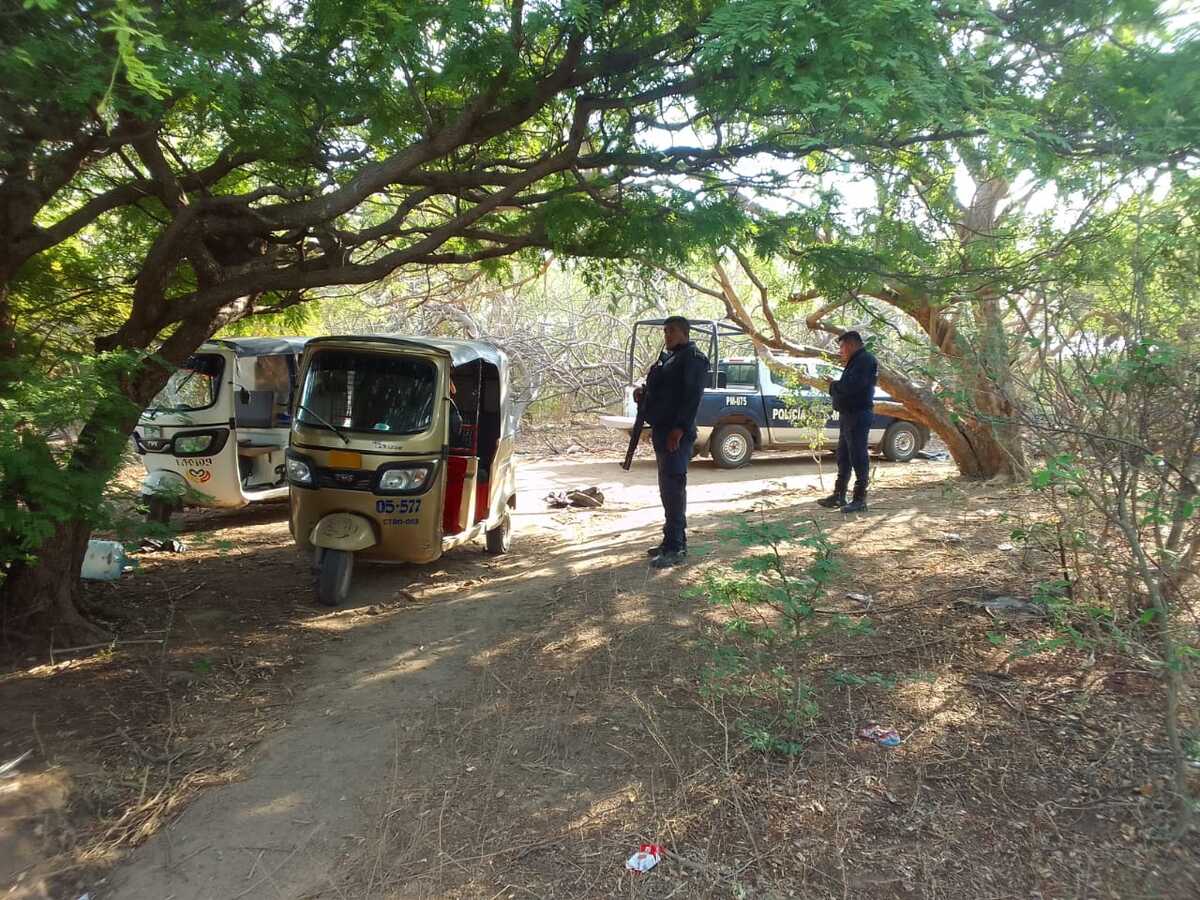 Habitantes de la zona alertaron a la policía del hallazgo de los cuerpos.