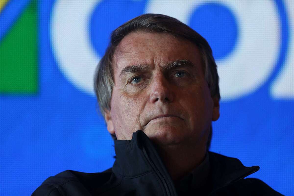 Bolsonaro consideró el aumento de la gasolina como una violación (AFP)