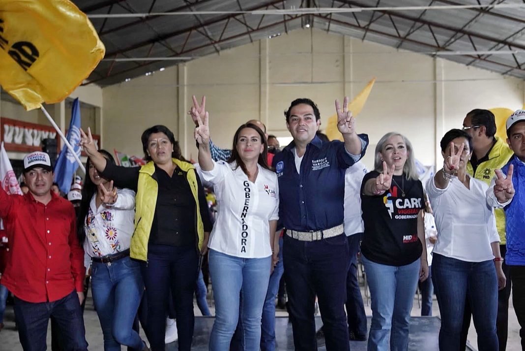 Enrique Vargas, respalda a Carolina Viggiano
