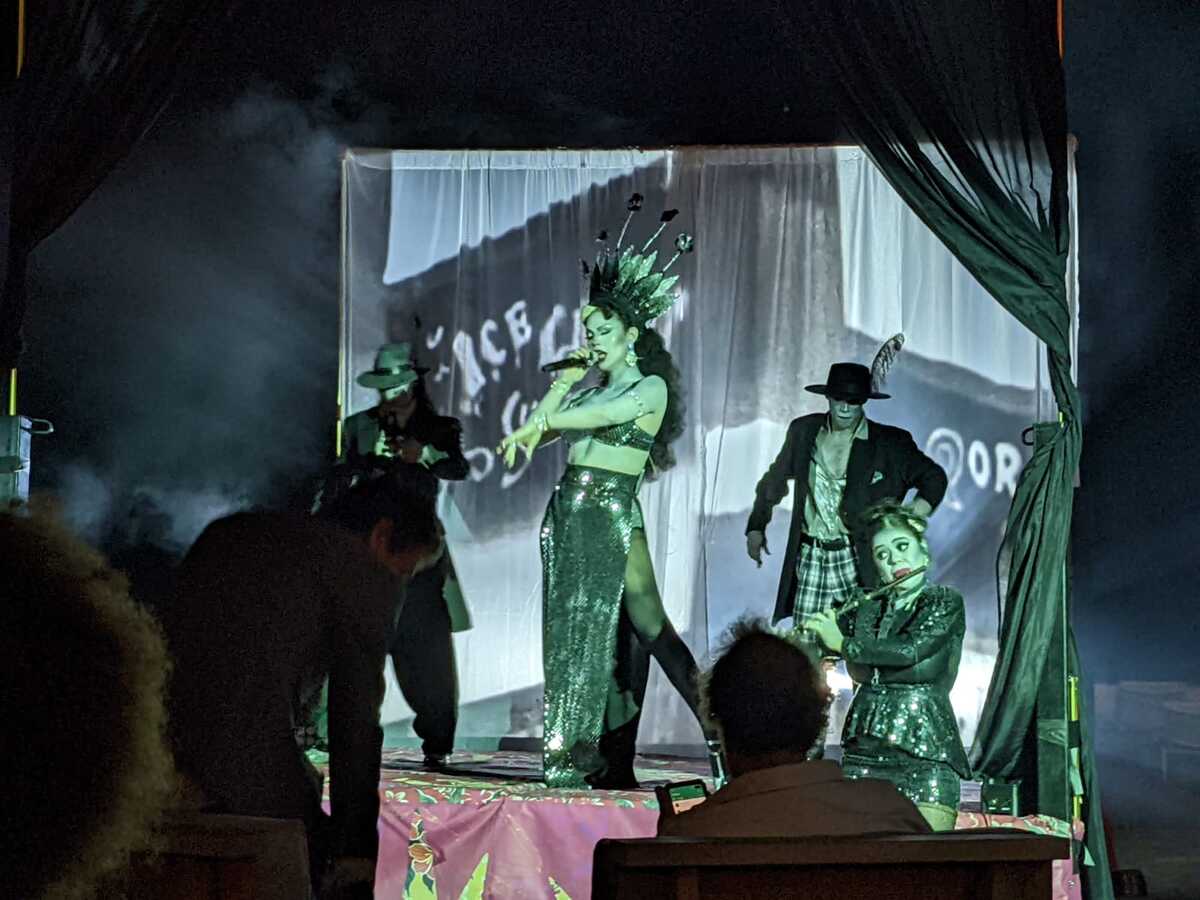 La fiesta reunió a miembros de la comunidad cinematográfica. Especial