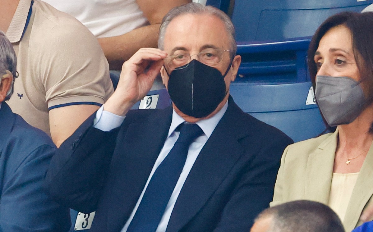 Florentino Pérez buscará darle la vuelta al fracaso de Mbappé (EFE)