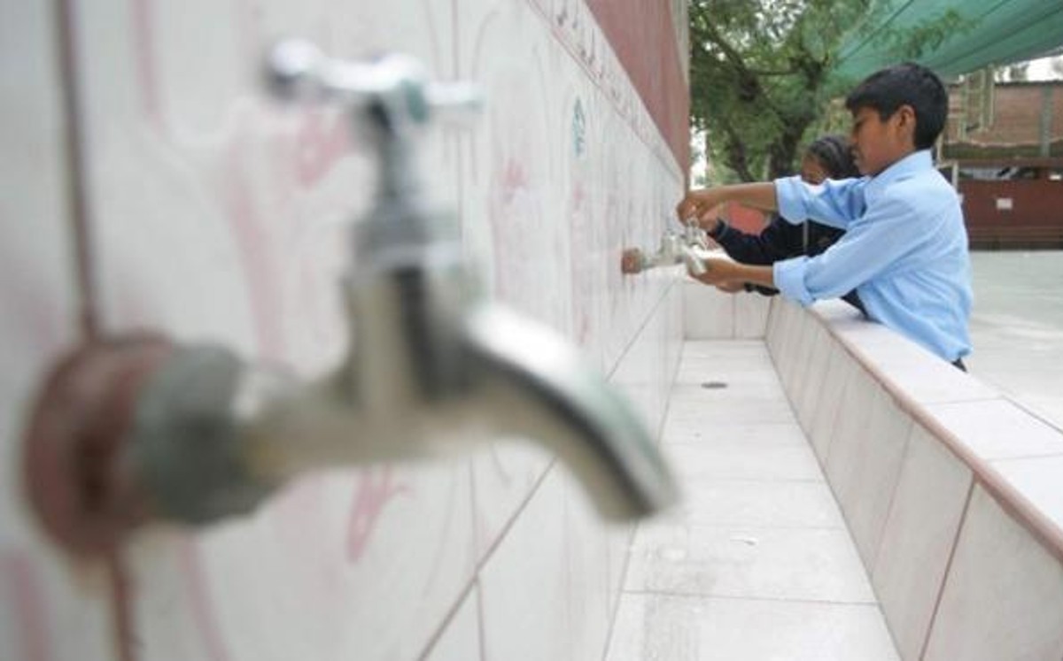 Por falta de agua suspenden clases escuelas de Altamira