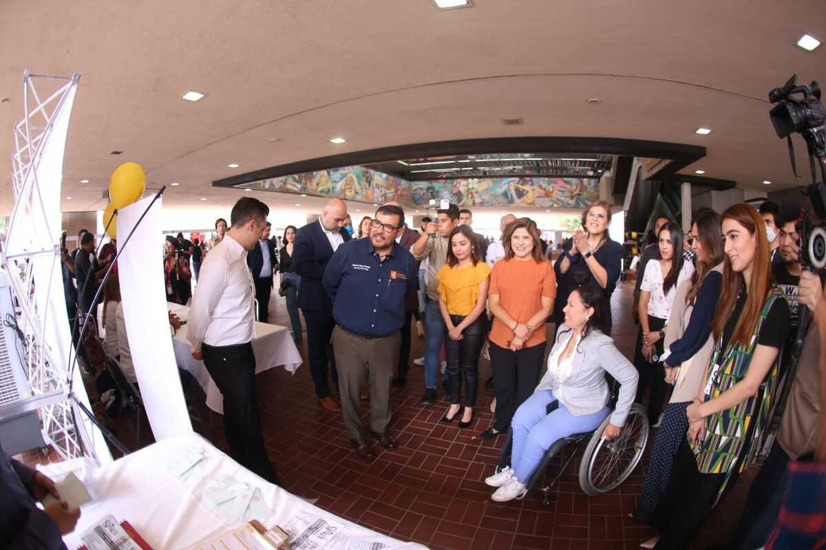 Feria del empleo inclusivo en Monterrey. Foto: Jorge López