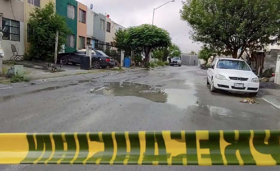 Joven es asesinado a balazos dentro de su vivienda de El Carmen, NL. Foto: Especial.
