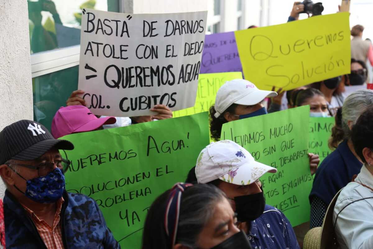 Señalan que el desabasto de agua está desde hace meses. (Jorge Sánchez)