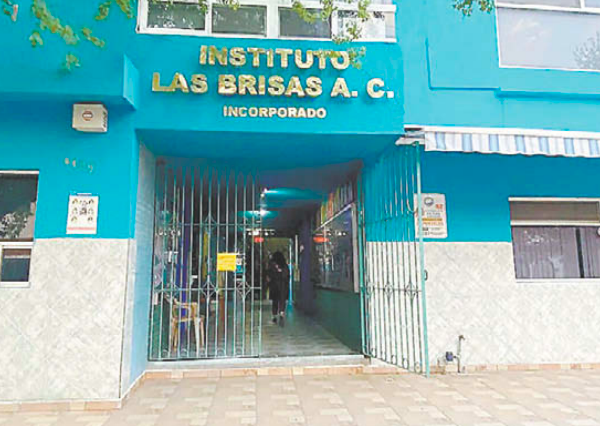 Suspenden actividades en Las Brisas
