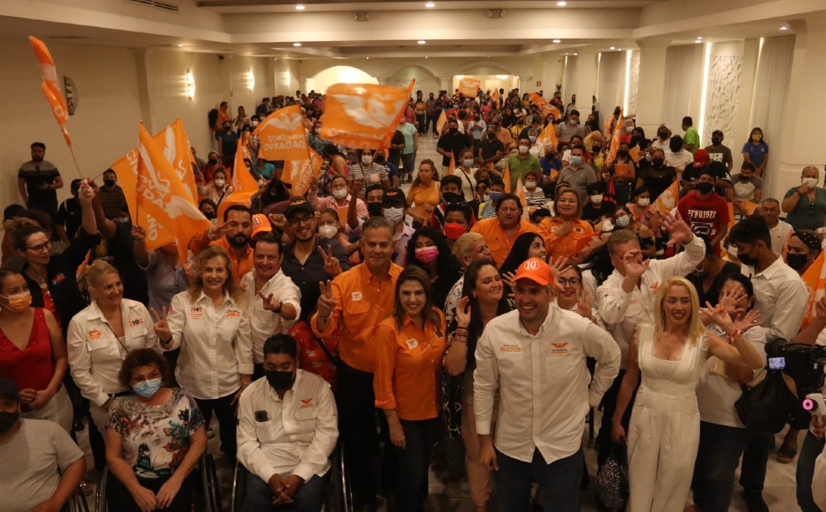 El candidato de Movimiento Ciudadano realiza sus últimos actos de campaña.